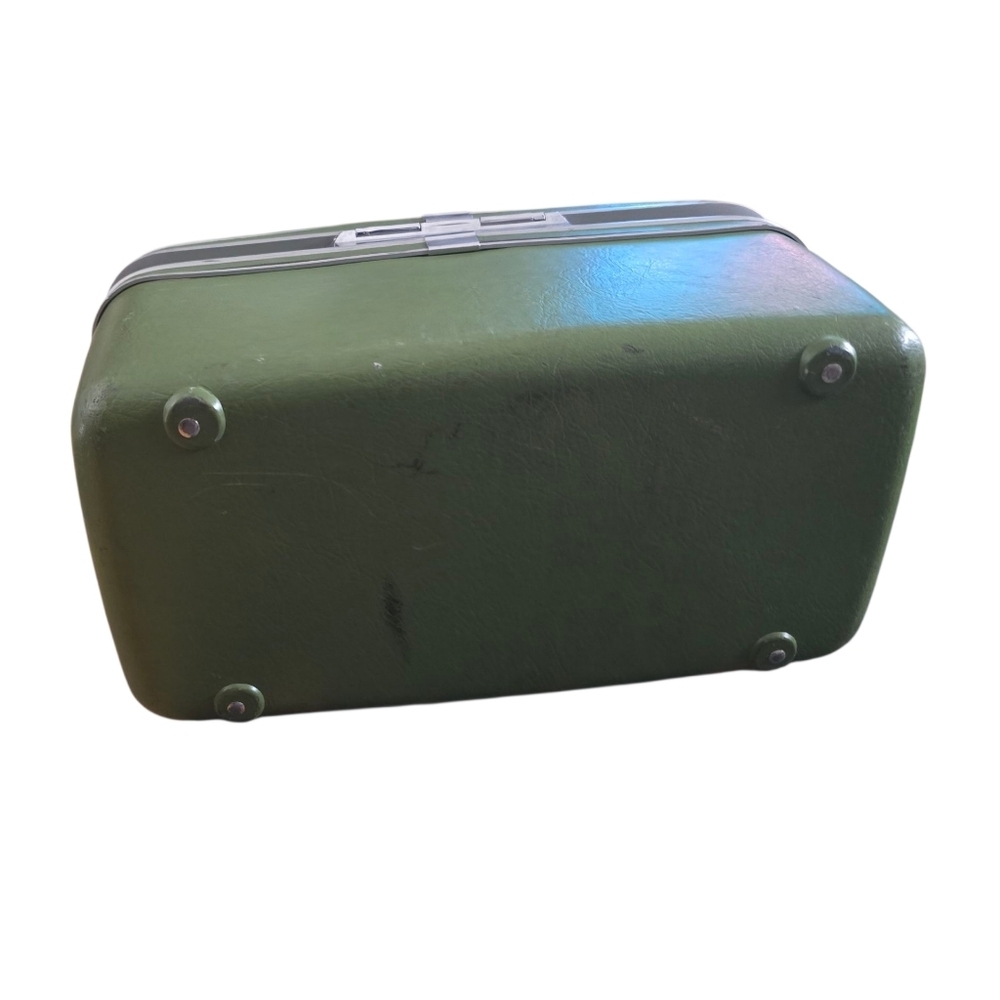 Samsonite Vintage Silhouette Olive Makeup Suitcase Travel Grandmacore - Picture 4 of 11